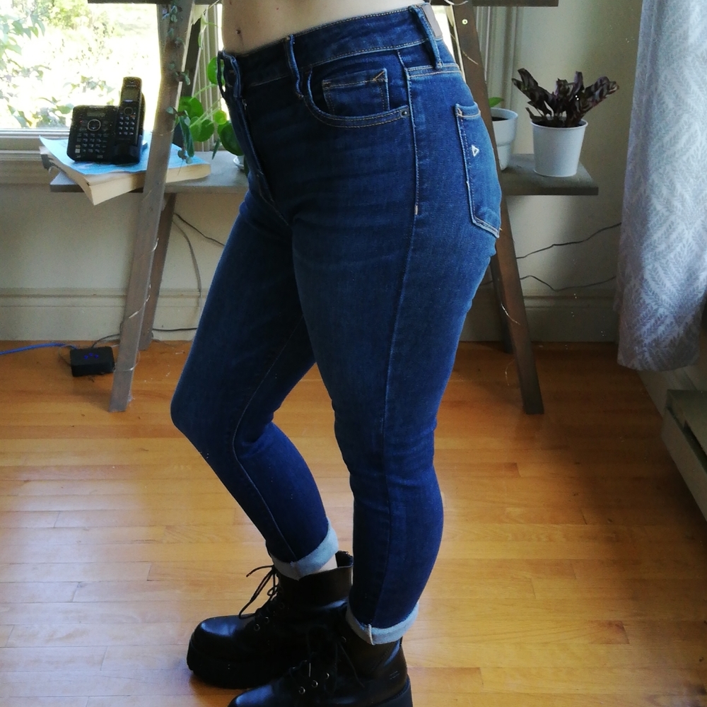 Hidden Jeans